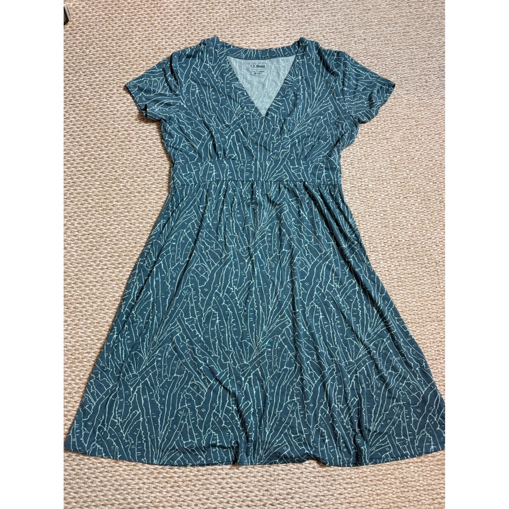 LL Bean Womens Petite Medium Fit & Flare V-Neck Dress Teal Green Abstract Print